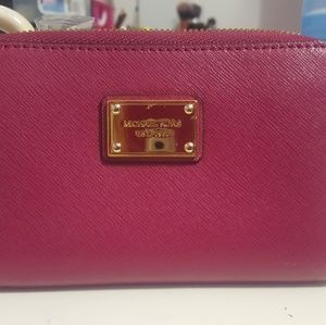 Michael Kors Fuschia Pink